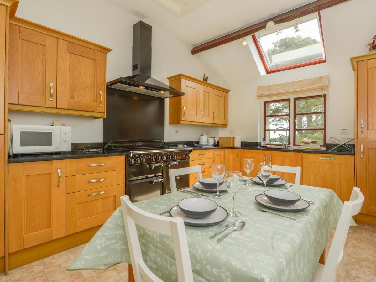 Ludgate Cottage ボベイ・トレーシー エクステリア 写真